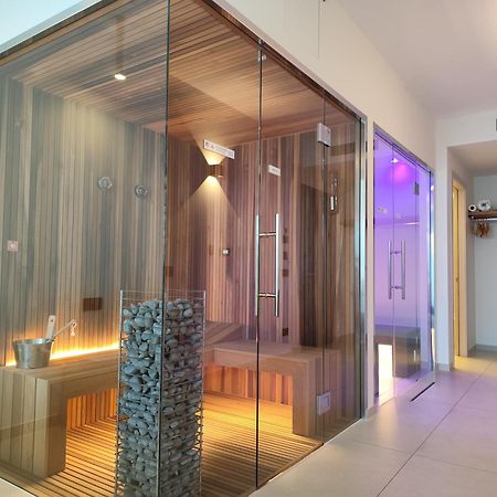 Hotel Sporting Риччоне Екстер'єр фото