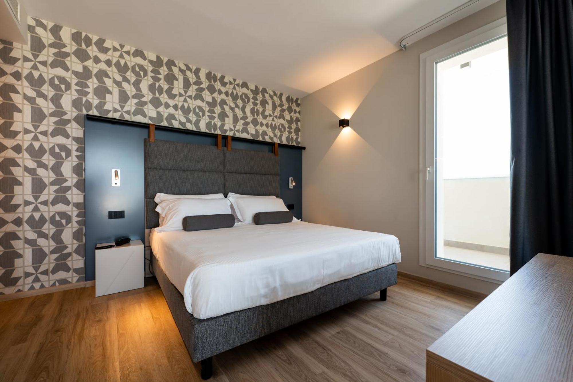 Hotel Sporting Риччоне Екстер'єр фото