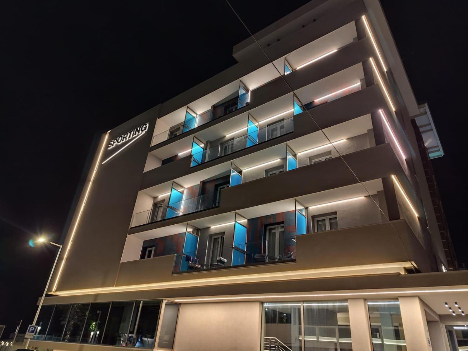 Hotel Sporting Риччоне Екстер'єр фото