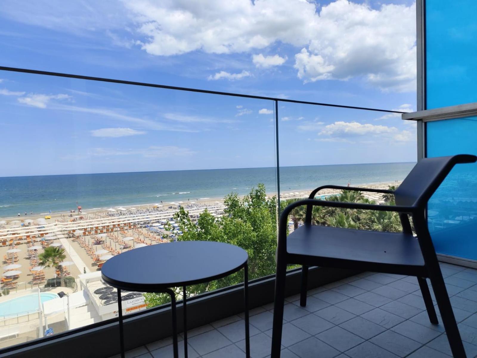 Hotel Sporting Риччоне Екстер'єр фото